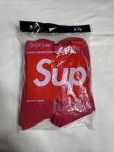 Paquete de 4 calcetines deportivos Supreme®/Hanes® rojo